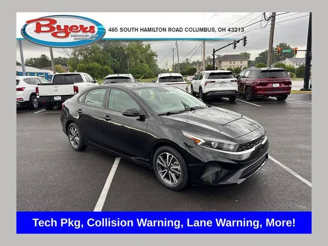 2022 Kia Forte LXS FWD photo