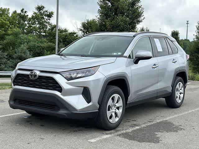 2021 Toyota RAV4 LE FWD photo