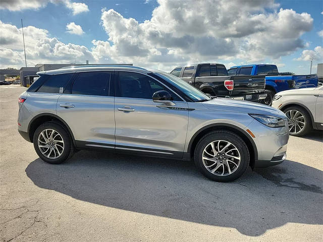 2021 Lincoln Corsair Standard FWD photo