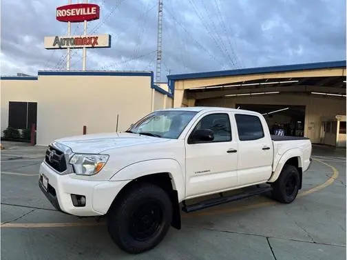 2015 Toyota Tacoma PreRunner RWD photo