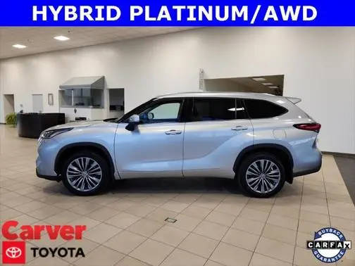 2022 Toyota Highlander Hybrid Platinum AWD photo