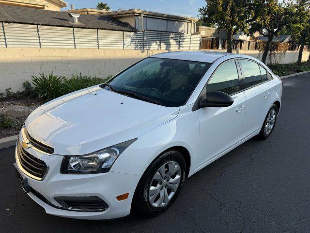 2015 Chevrolet Cruze LS FWD photo
