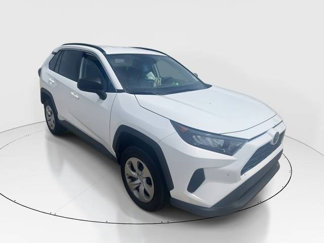 2021 Toyota RAV4 LE FWD photo