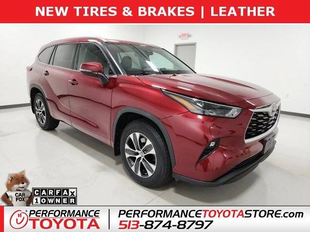 2022 Toyota Highlander XLE AWD photo