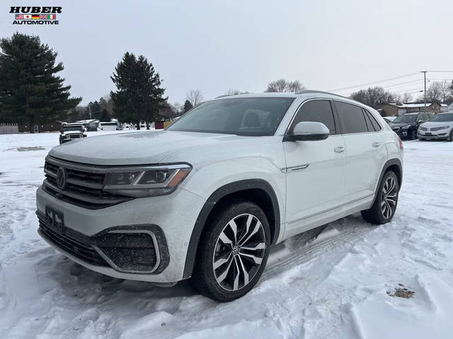 2022 Volkswagen Atlas Cross Sport 3.6L V6 SEL Premium R-Line AWD photo