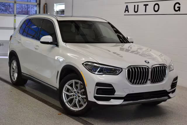 2022 BMW X5 xDrive40i AWD photo