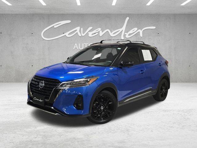 2021 Nissan Kicks SR FWD photo