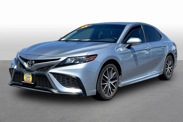 2022 Toyota Camry SE FWD photo