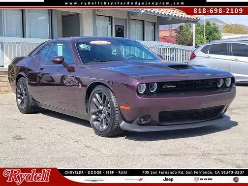 2021 Dodge Challenger R/T Scat Pack RWD photo