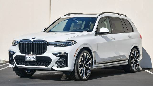 2022 BMW X7 xDrive40i AWD photo