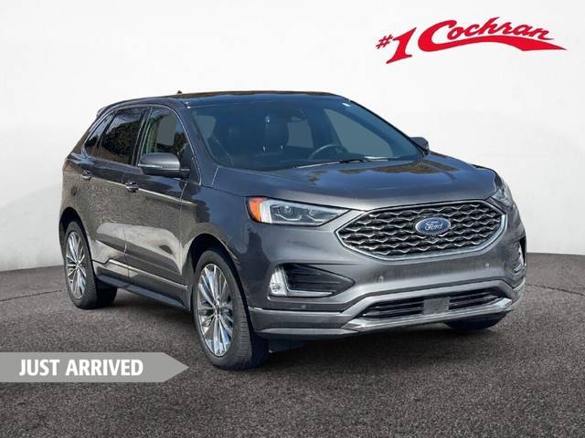 2022 Ford Edge Titanium AWD photo