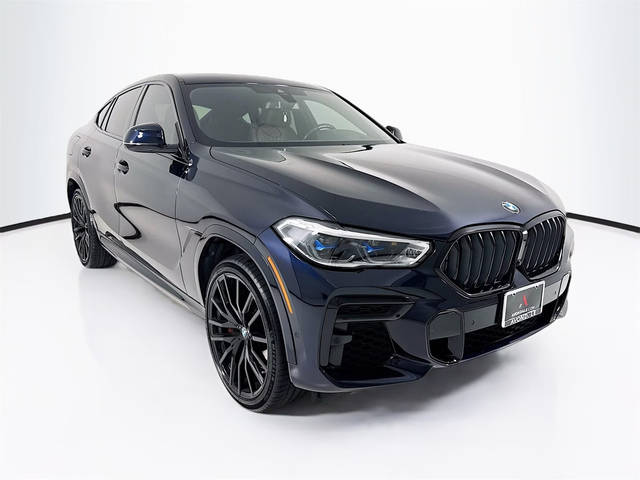 2022 BMW X6 M50i AWD photo