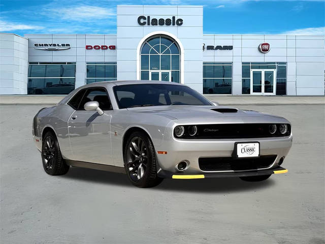 2021 Dodge Challenger R/T Scat Pack RWD photo