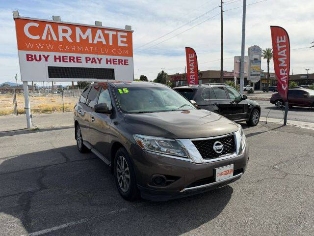 2015 Nissan Pathfinder S FWD photo