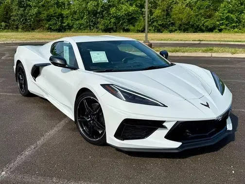 2022 Chevrolet Corvette 2LT RWD photo