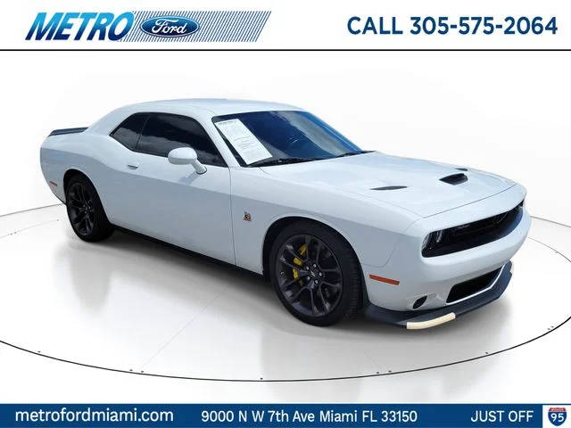 2021 Dodge Challenger R/T Scat Pack RWD photo