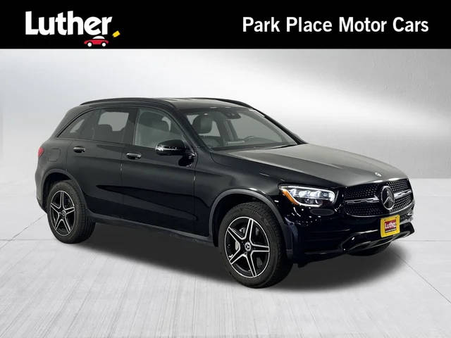 2022 Mercedes-Benz GLC-Class GLC 300 AWD photo