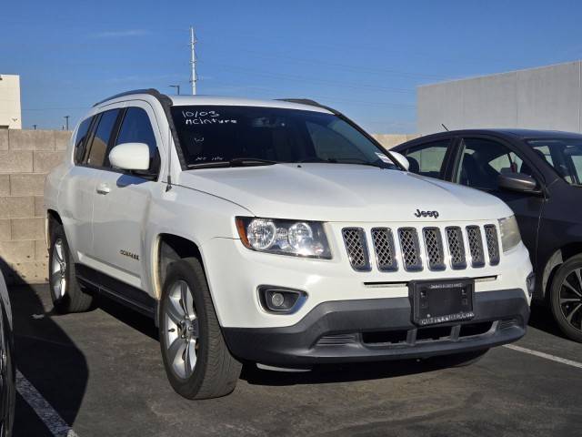 2015 Jeep Compass Latitude FWD photo