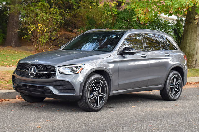 2022 Mercedes-Benz GLC-Class GLC 300 AWD photo