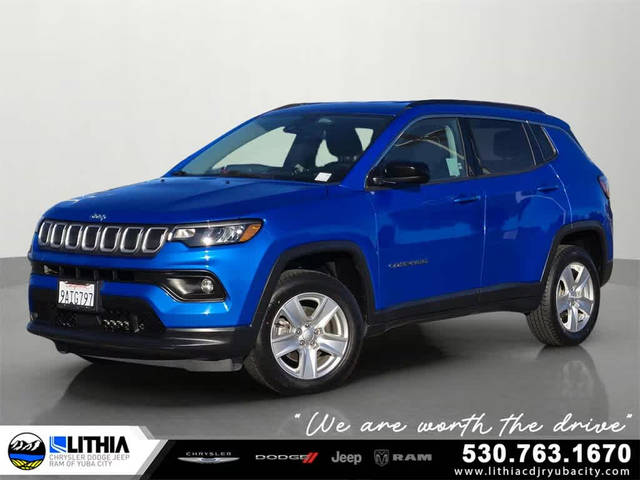 2022 Jeep Compass Latitude 4WD photo