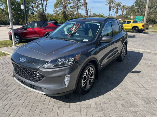 2021 Ford Escape SEL FWD photo