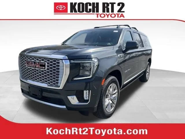 2022 GMC Yukon XL Denali 4WD photo