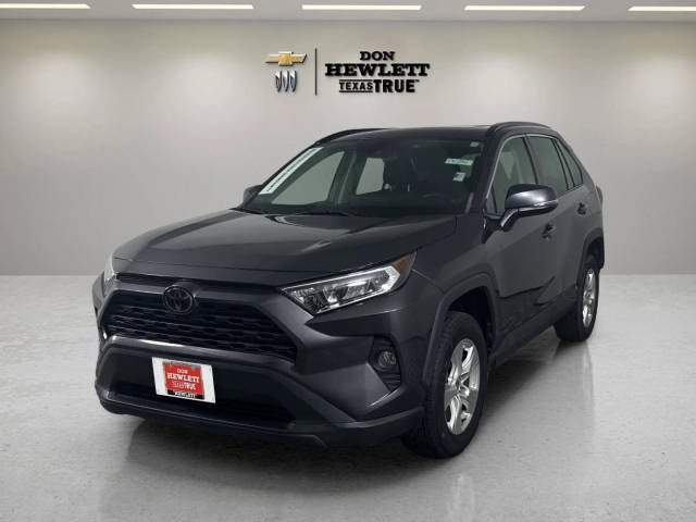 2021 Toyota RAV4 XLE FWD photo