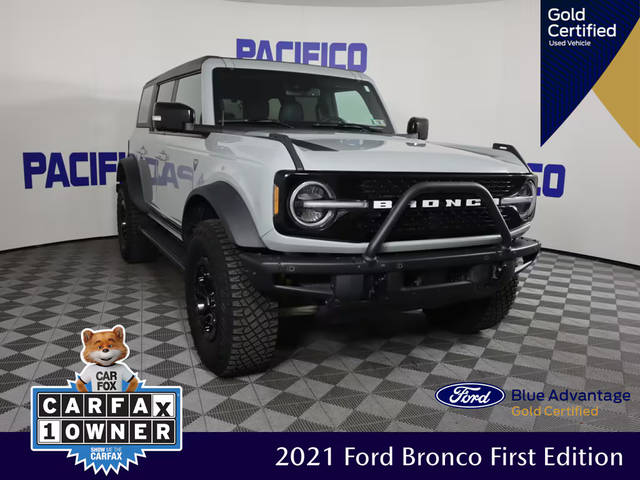 2021 Ford Bronco 4 Door First Edition 4WD photo