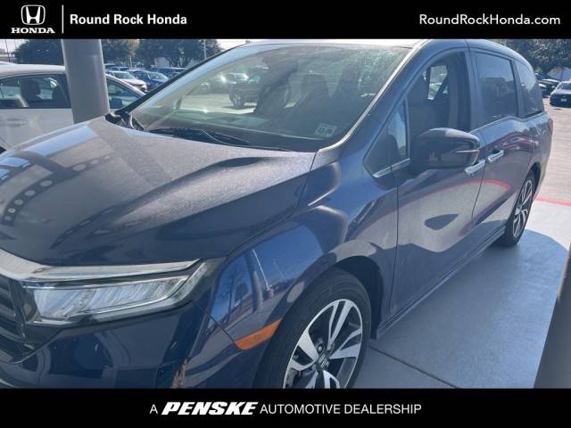 2022 Honda Odyssey Touring FWD photo