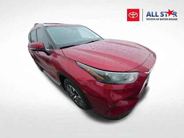 2022 Toyota Highlander XLE FWD photo