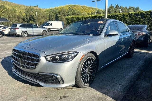 2022 Mercedes-Benz S-Class S 500 AWD photo
