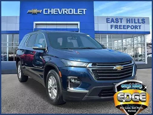 2022 Chevrolet Traverse LT Cloth AWD photo