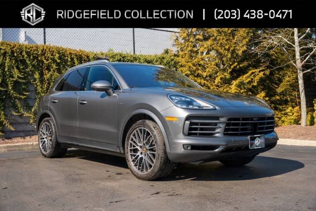 2022 Porsche Cayenne E-Hybrid AWD photo