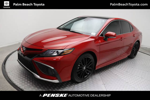 2022 Toyota Camry XSE FWD photo