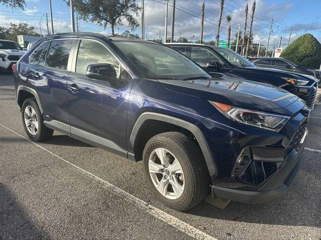 2021 Toyota RAV4 Hybrid XLE AWD photo