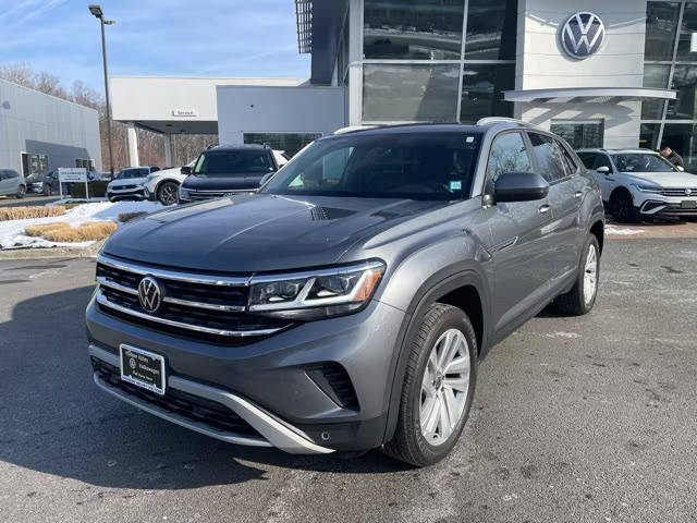 2022 Volkswagen Atlas Cross Sport 2.0T SE w/Technology AWD photo