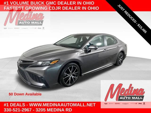 2022 Toyota Camry SE FWD photo
