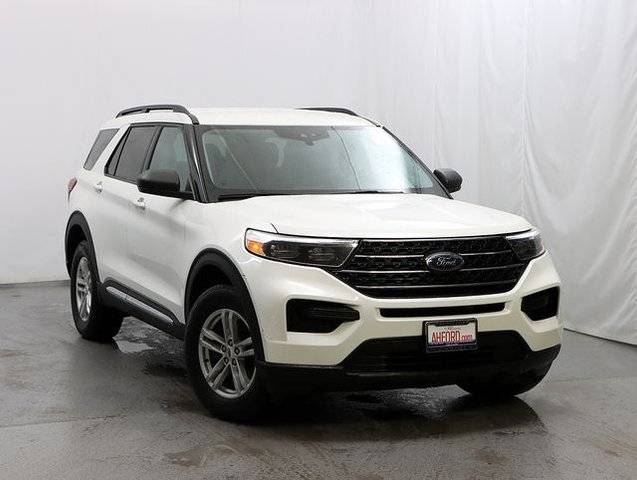 2022 Ford Explorer XLT 4WD photo