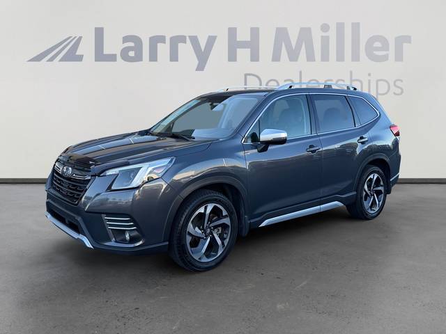 2022 Subaru Forester Touring AWD photo