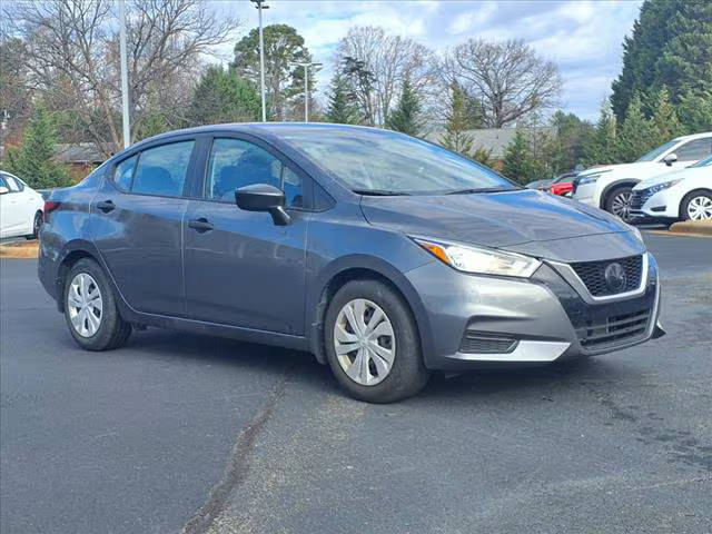 2021 Nissan Versa S FWD photo