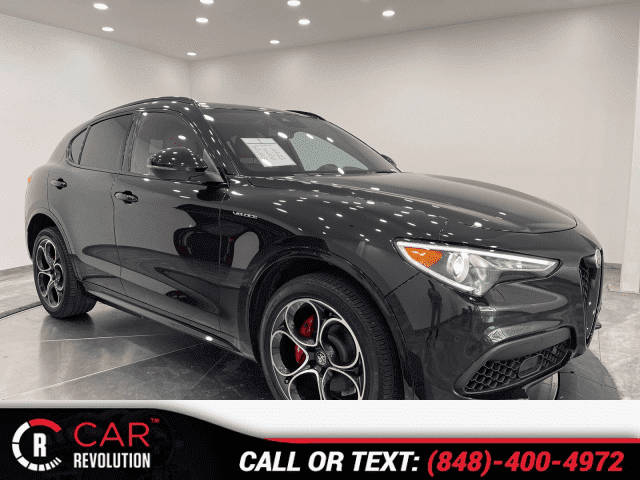 2022 Alfa Romeo Stelvio Veloce AWD photo