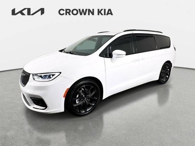2021 Chrysler Pacifica Minivan Touring L FWD photo
