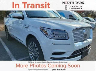 2021 Lincoln Navigator Reserve 4WD photo