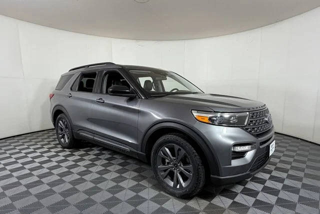 2022 Ford Explorer XLT RWD photo