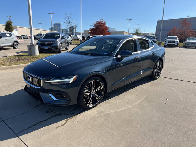 2022 Volvo S60 Inscription AWD photo