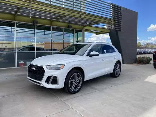 2022 Audi Q5 S line Premium AWD photo