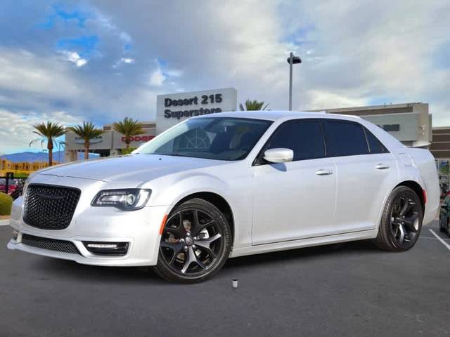 2021 Chrysler 300 Touring L RWD photo