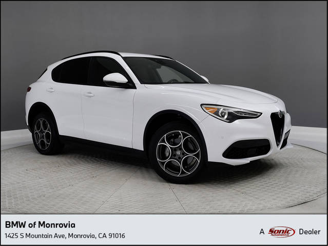 2022 Alfa Romeo Stelvio Sprint RWD photo