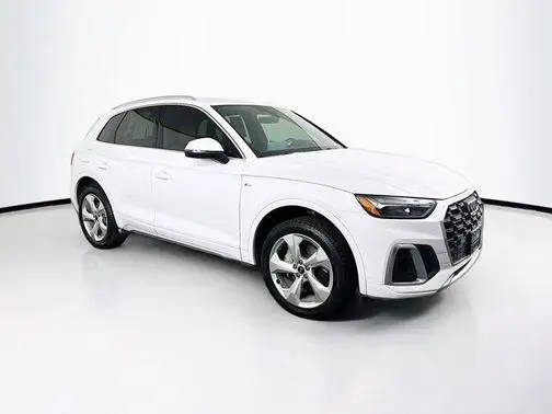 2022 Audi Q5 S line Premium Plus AWD photo