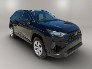 2021 Toyota RAV4 LE FWD photo